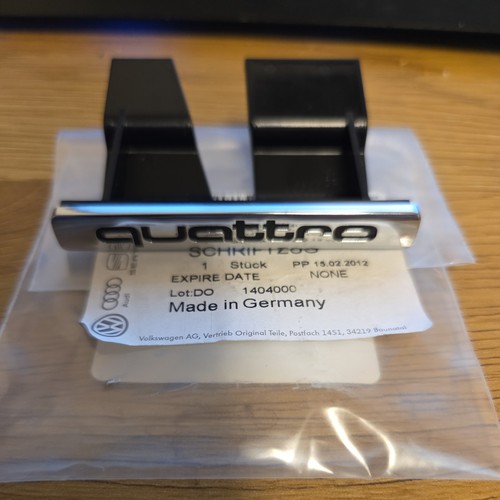 Quattro emblem audi 8p - quattro,